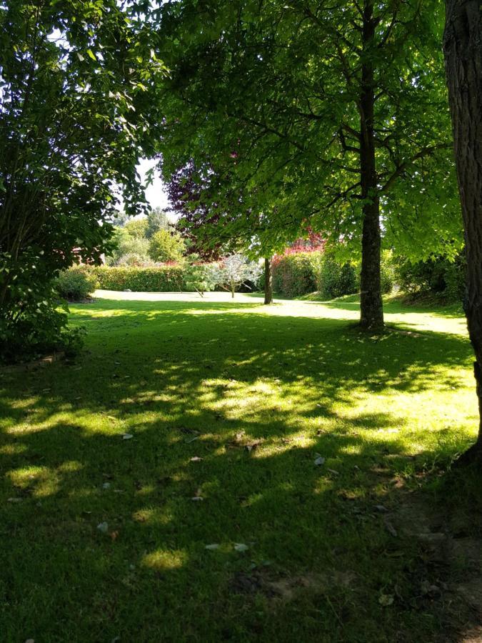 Bed and Breakfast Au Chant Des Oiseaux Le Torquesne Exterior foto