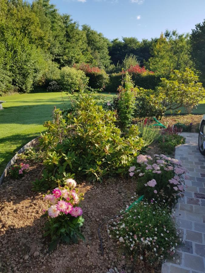 Bed and Breakfast Au Chant Des Oiseaux Le Torquesne Exterior foto